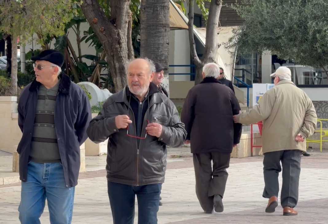 Pensionet do të indeksohen me 2.5 për qind në tetor, sa është rritja në lekë për çdo kategori
